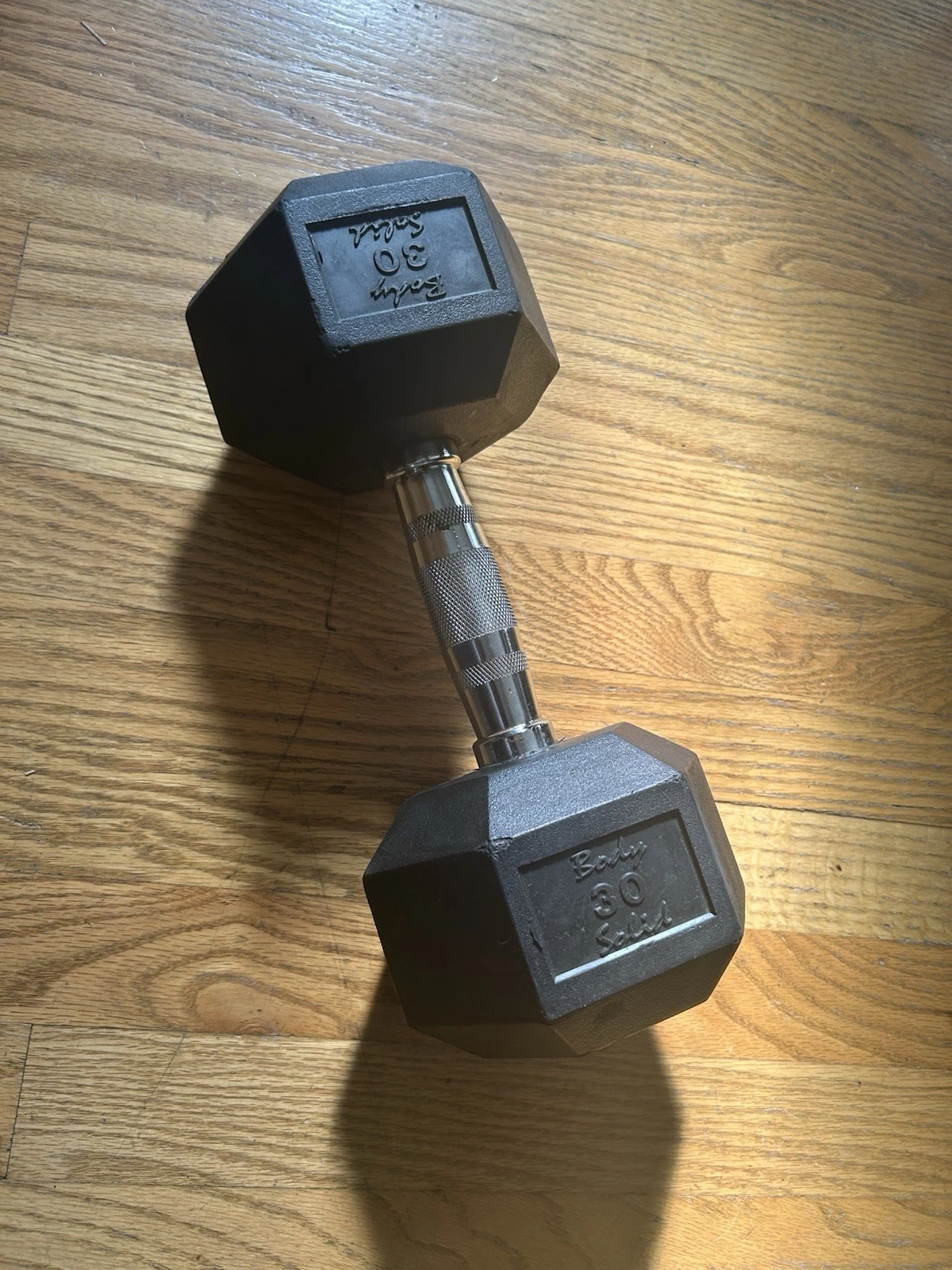 Body Solid 30lb Rubber Coated Dumbbell Hand Weight for Men and Women 30 Pound