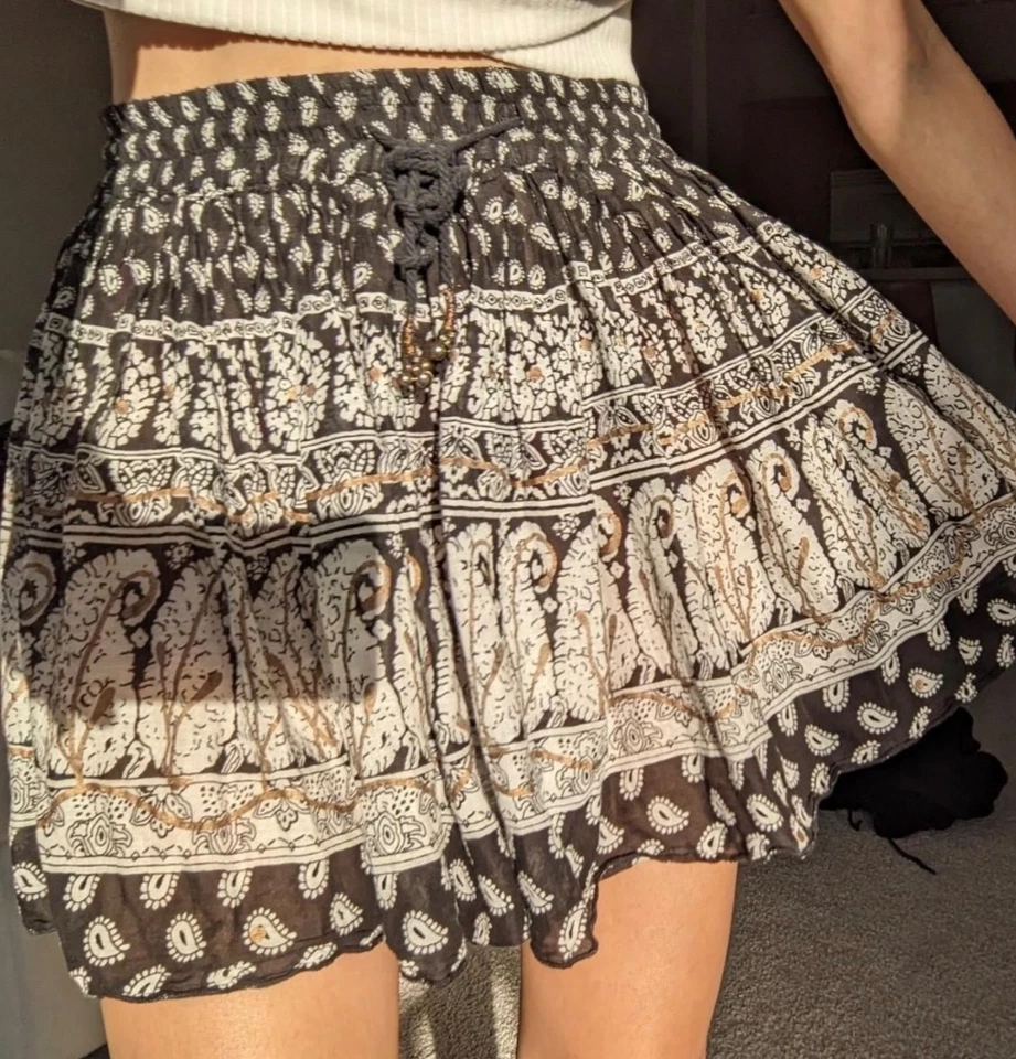 Banda de Gitanos Negro Boho Fluido Falda Elástica Banda con Cordón  Foto 3 de 4