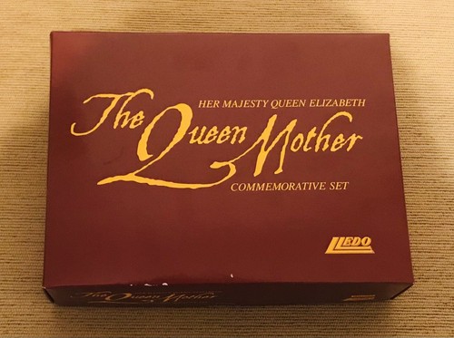 Lledo Queen Mother Rolls Royce set , Gold tone - Picture 2 of 2