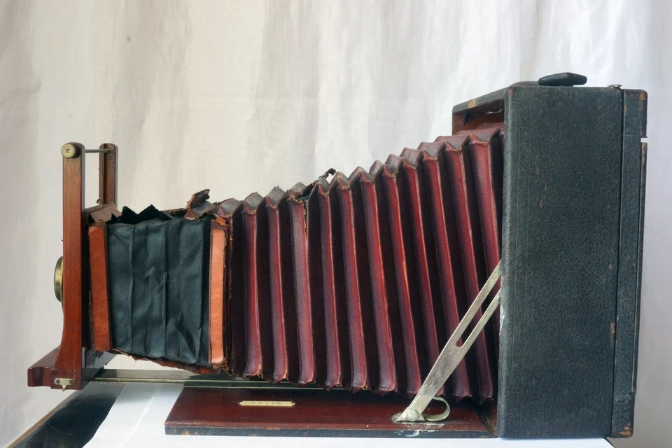 De colección 1901 Gundlach Optical Korona II, Placa Seca 5x7 Cámara Fuelle Rojo Cámara Foto 2 de 4