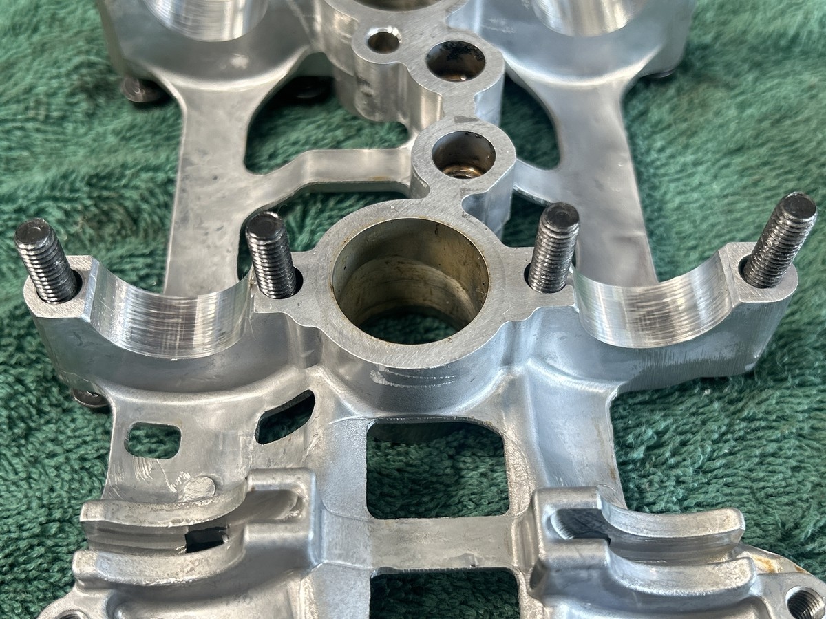 6インチカットフィン 2003-2004 Kawasaki Ninja ZX6R Engine Top End Cylinder Head 11008-1430