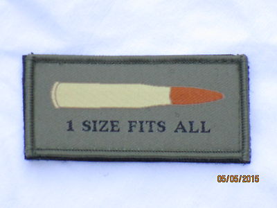 1 SIZE FITS ALL ; 40x80mm, oliv, mit Klett Rückseite,Armabzeichen,Patch,Badge