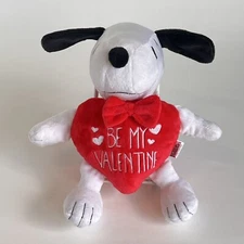 Peanuts Snoopy Dog Plush  Toy Valentine's Day "Be My Valentine” Holding Heart 9”