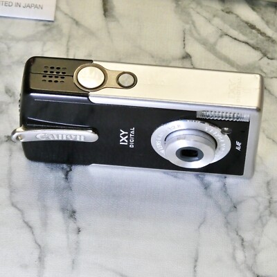 Canon IXY DIGITAL L Piano Black 4.0MP Camera fixed focal length