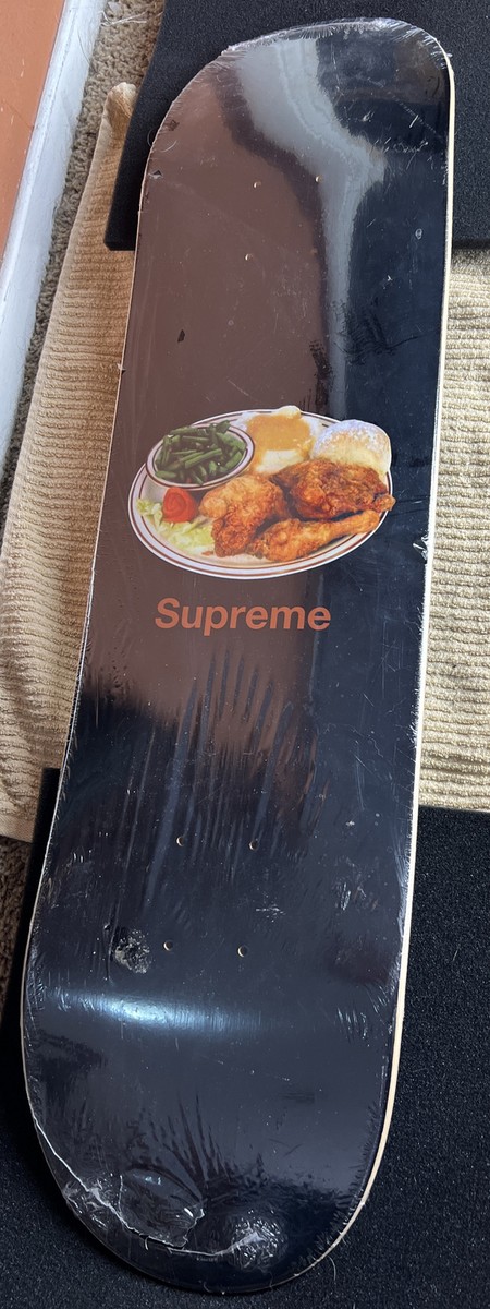スケートボード Supreme 18SS Chicken Dinner Skateboard SUPREME CHICKEN DINNER SKATEBOARD DECK BLACK SS18 8.25 “ Brand New