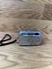 Fujifilm FinePix 2650 2.0MP Digital Camera-Point  Shoot Silver