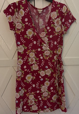 Aeropostale Women’s M Red Floral Wrap Dress Short Sleeve V Neck Tie Waist
