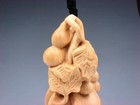 Japanese Boxwood Hand Carved Netsuke Bottle Gourd Baby Gourd & Leaves FREE STRAP — photo 4