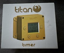 Automatic Chicken Door Opener / Closer with Timer Settings - CUBE