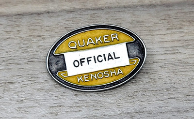 Scarce 1940's Quaker Stretcher Co Kenosha WI Employee Factory ID Badge Pin RARE