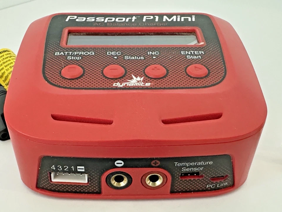 Dynamite Passport P1 Mini Charger Model DYNC3015 Excellent Condition - Image 3 of 4