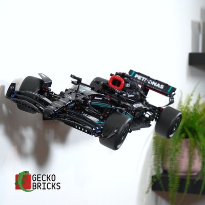 3D Printed Wall Mount for LEGO  Aston Martin DB5 (10262) - Gecko Bricks