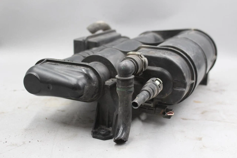 2017-2021 Honda Civic Fuel Vapor Evaporator Emission Canister OEM #40151 - Image 3 of 3