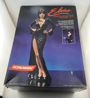 RARE 1988 ELVIRA Mistress of the Dark Screamin Collector's Edition