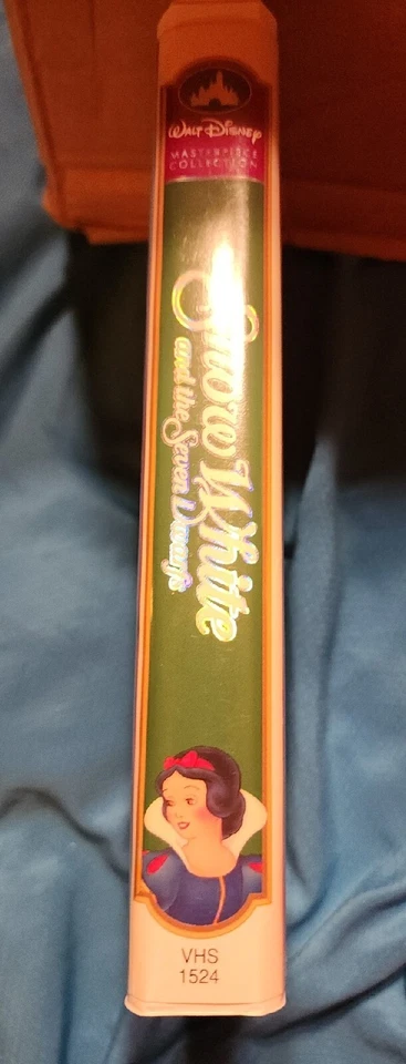 1994 RARE SNOW WHITE AND THE SEVEN DWARFS Walt Disney's Masterpiece Collection - Image 3 of 3