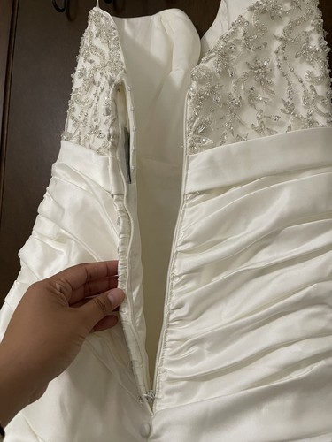 Allure Bridals Wedding Dress Size 10 Ivory Style Num 8857 W/ Crystals And Flower - Picture 12 of 24