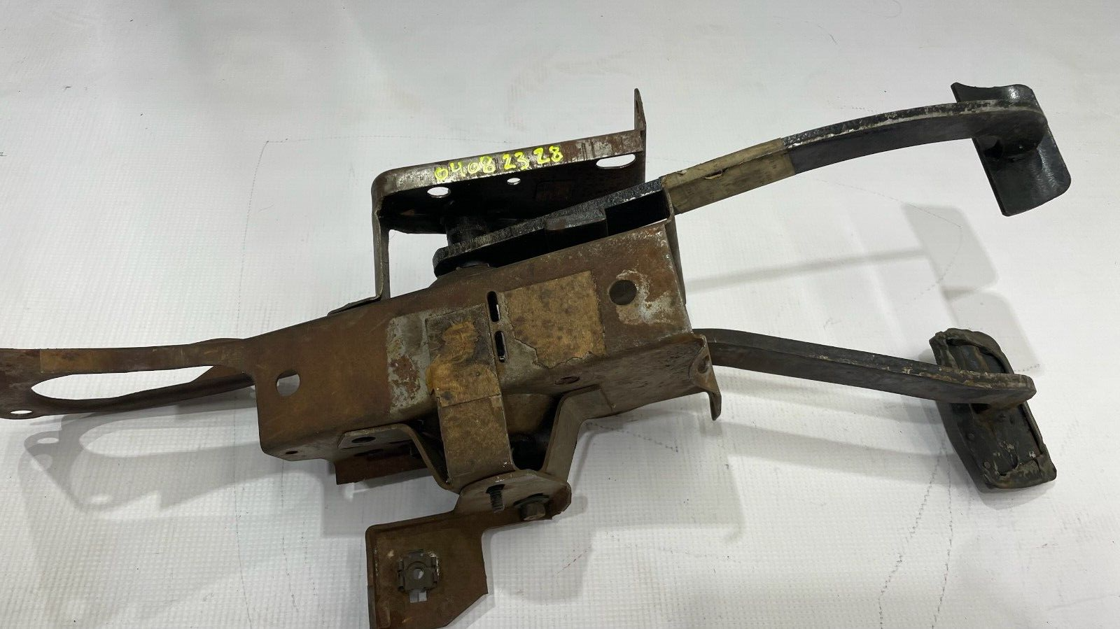 1970 Mopar B Body Clutch Pedals Return Spring Under Dash Assembly Brake