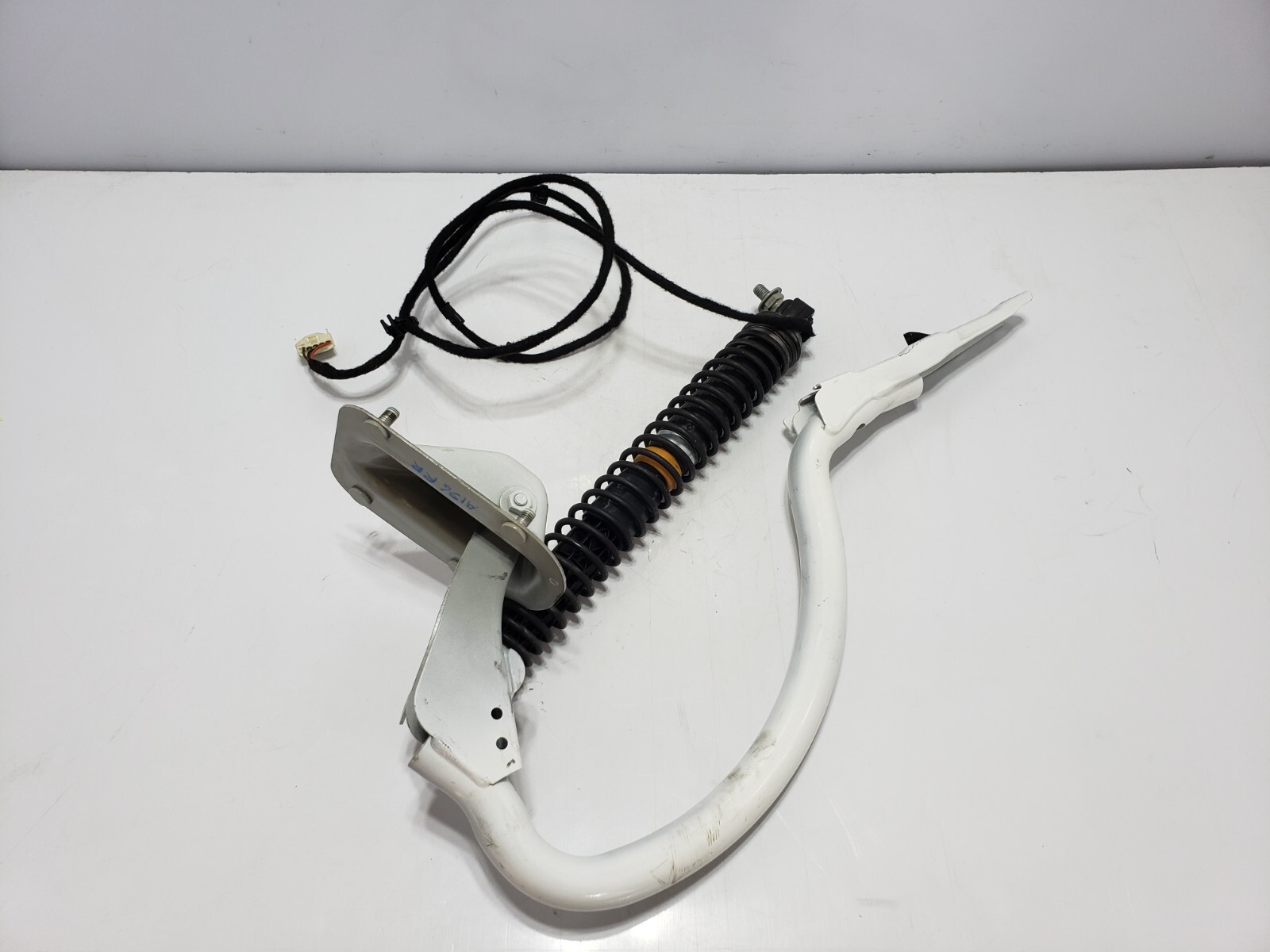 ✅ 2010-2014 OEM Rolls Royce Ghost RR4 Rear Right Passenger Trunk Hinge White