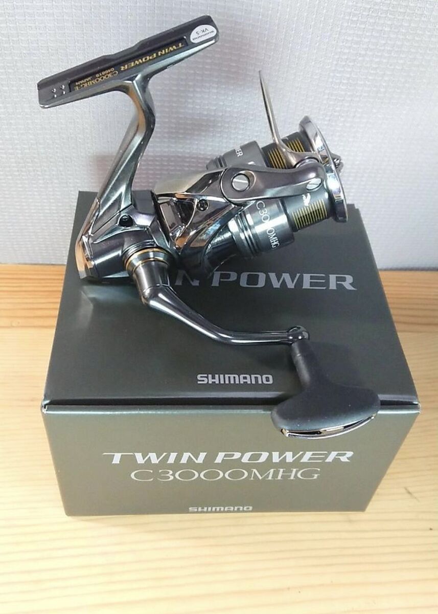 SHIMANO : TWIN POWER C3000-MHG, Core Solid, Tough Spinning SHIMANO : TWIN POWER C3000-MHG, Core Solid, Tough Spinning