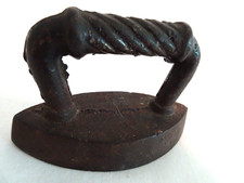 Vintage Miniature Cast Iron Doll Sad Iron Salesman Sample Mini Flat Iron