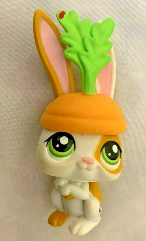 White Tan Bobble Head 2.5