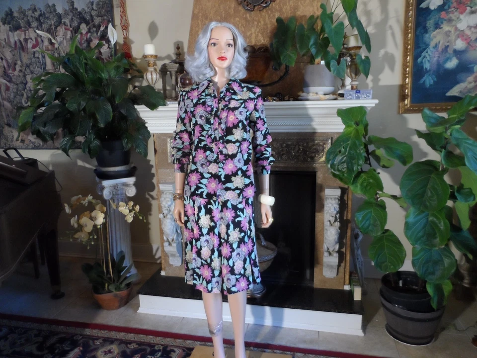 Falda y traje de ratón Fendi 100 % seda negro multicolor estampado floral talla 40-4 Foto 4 de 4