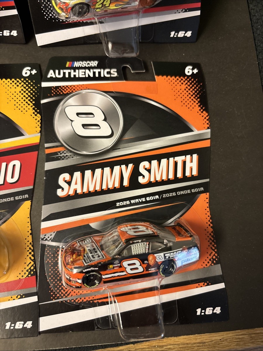 NASCAR Authentics Darlington Throwback 2026 Wave 601A 1:64