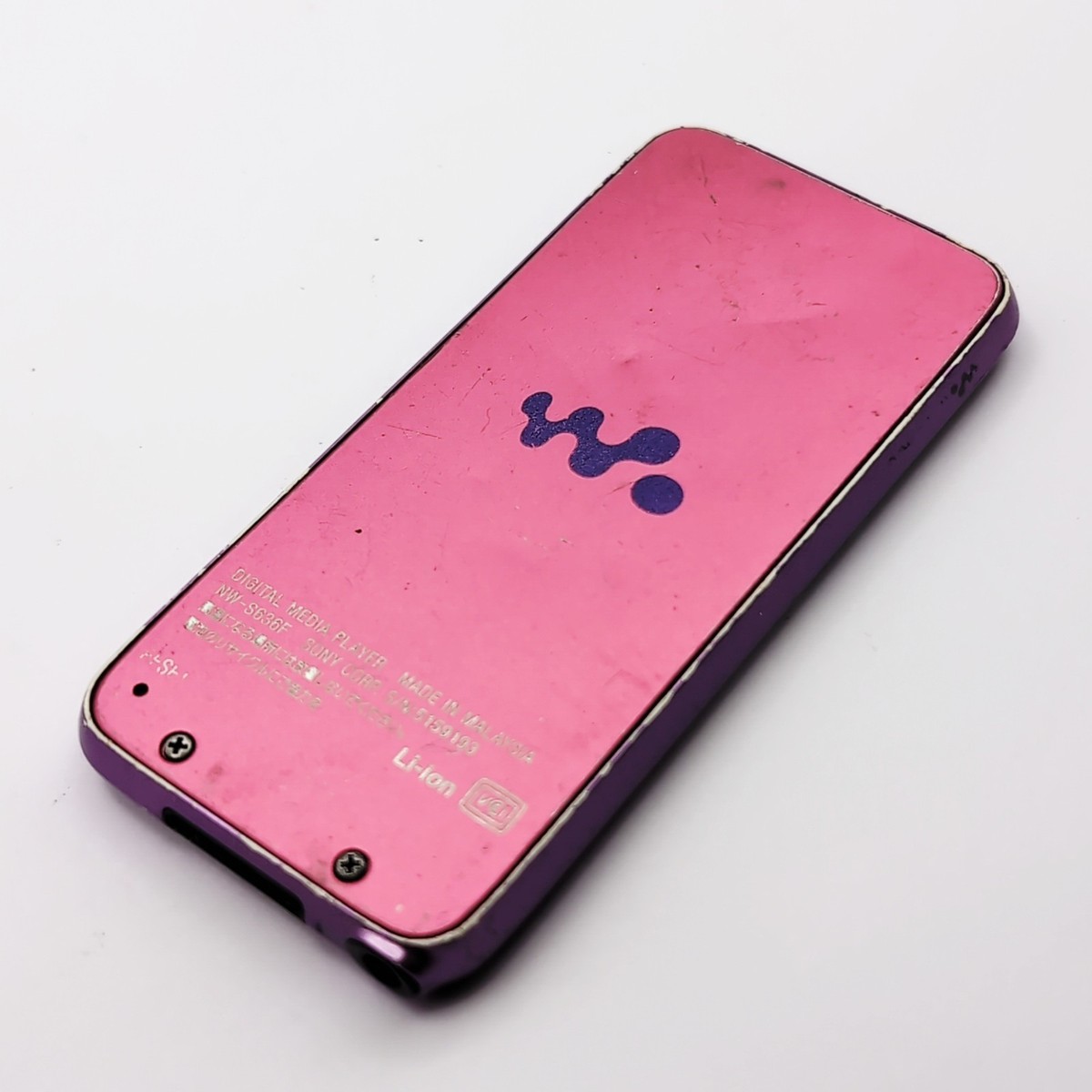 Sony NW-S636F RED/purple 4gb MP3 Player Walkman There are