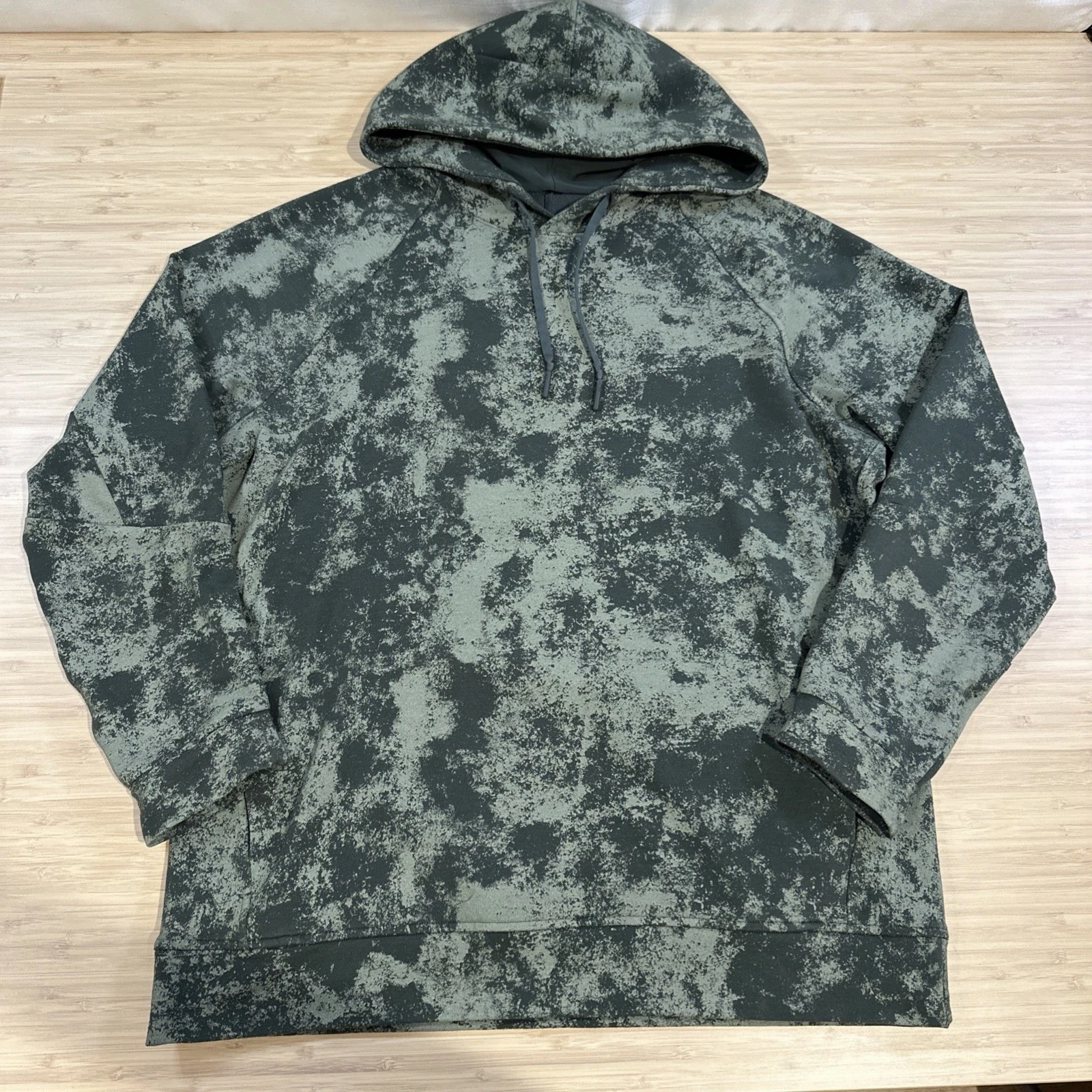 Lululemon Hoodie Men's Green Camo City Sweat Pullover Sweatshirt LM3CKLS Large