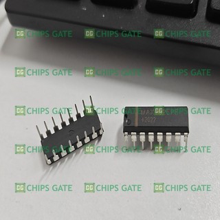 1PC NEW MAX202CPE DIP 16 MAX202 RS 232 Transceivers