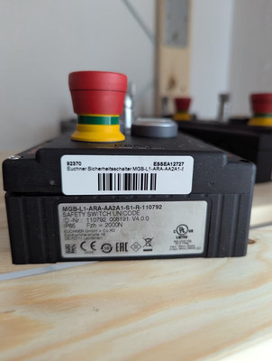 Euchner Sicherheitsschalter MGB-L1-ARA-AA2A1-S1-R-110792