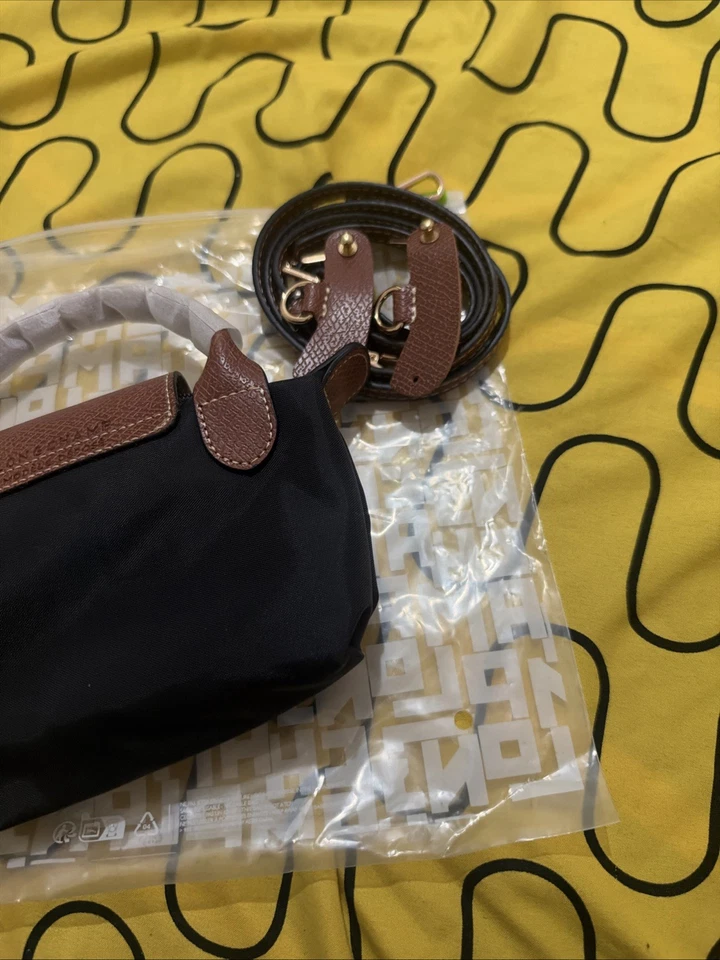 Longchamp Le Pliage, photo 2 of 3