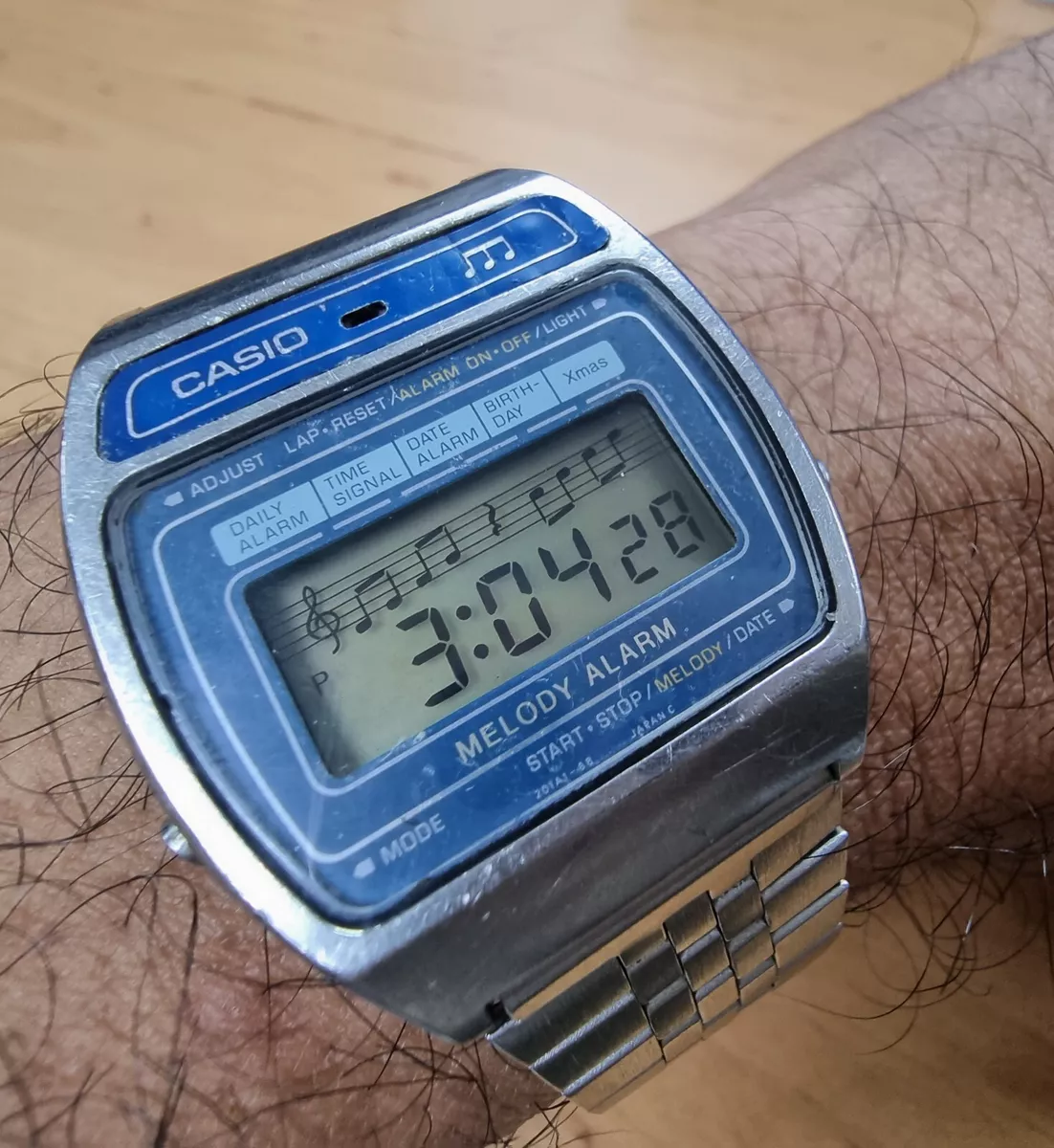 RARE Vintage 1980 Casio H104 Digital Melody Alarm Watch, Made in Japan, Mod  82