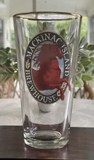 Libby Pint glass w/GOLD RIM MACKINAC ISL. BREWHOUSE Large~horse Breweriana