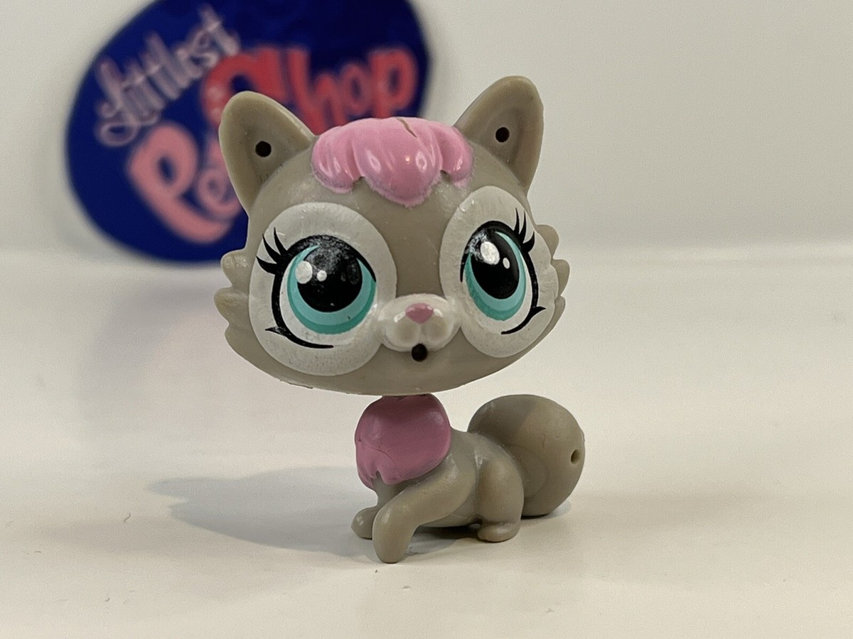 WINIFRED POURING KITTEN CAT #4004 - Authentic Littlest Pet Shop