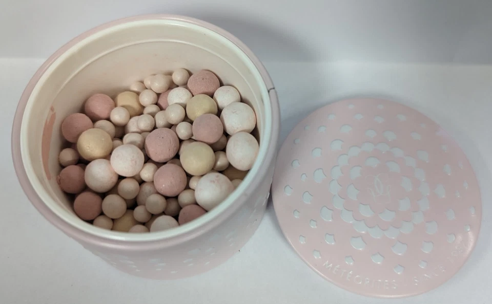 1PC GUERLAIN BIRTHDAY CANDLE PEARLS LIGHT-REVEALING PEARLS OF POWDER 0.8oz NIB - Image 2 of 4