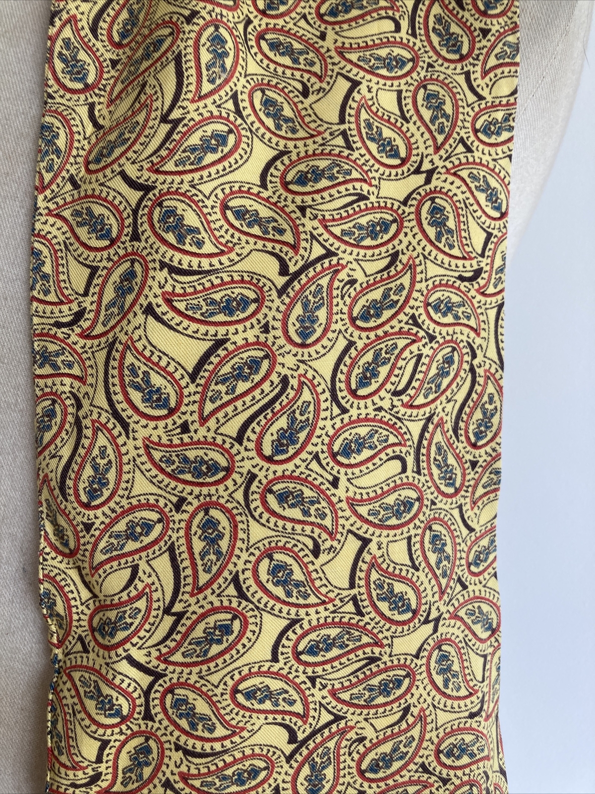 Vintage Mens Tootal Yellow Paisley Cravat Neck Tie 2