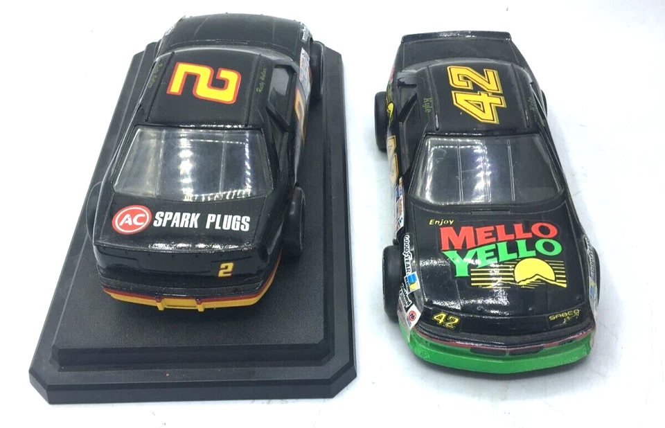 Racing Champions Lote de 2 Mello Yello Kyle 42, AC, Rusty Wallace, 2, 1:24, 1991 Foto 2 de 4