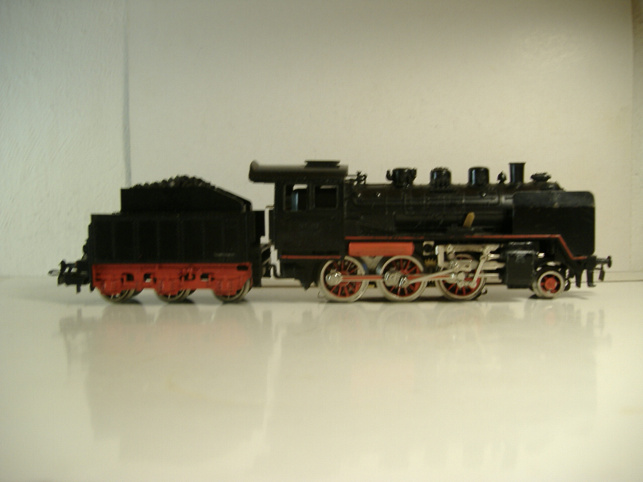 Bild 1 von 8