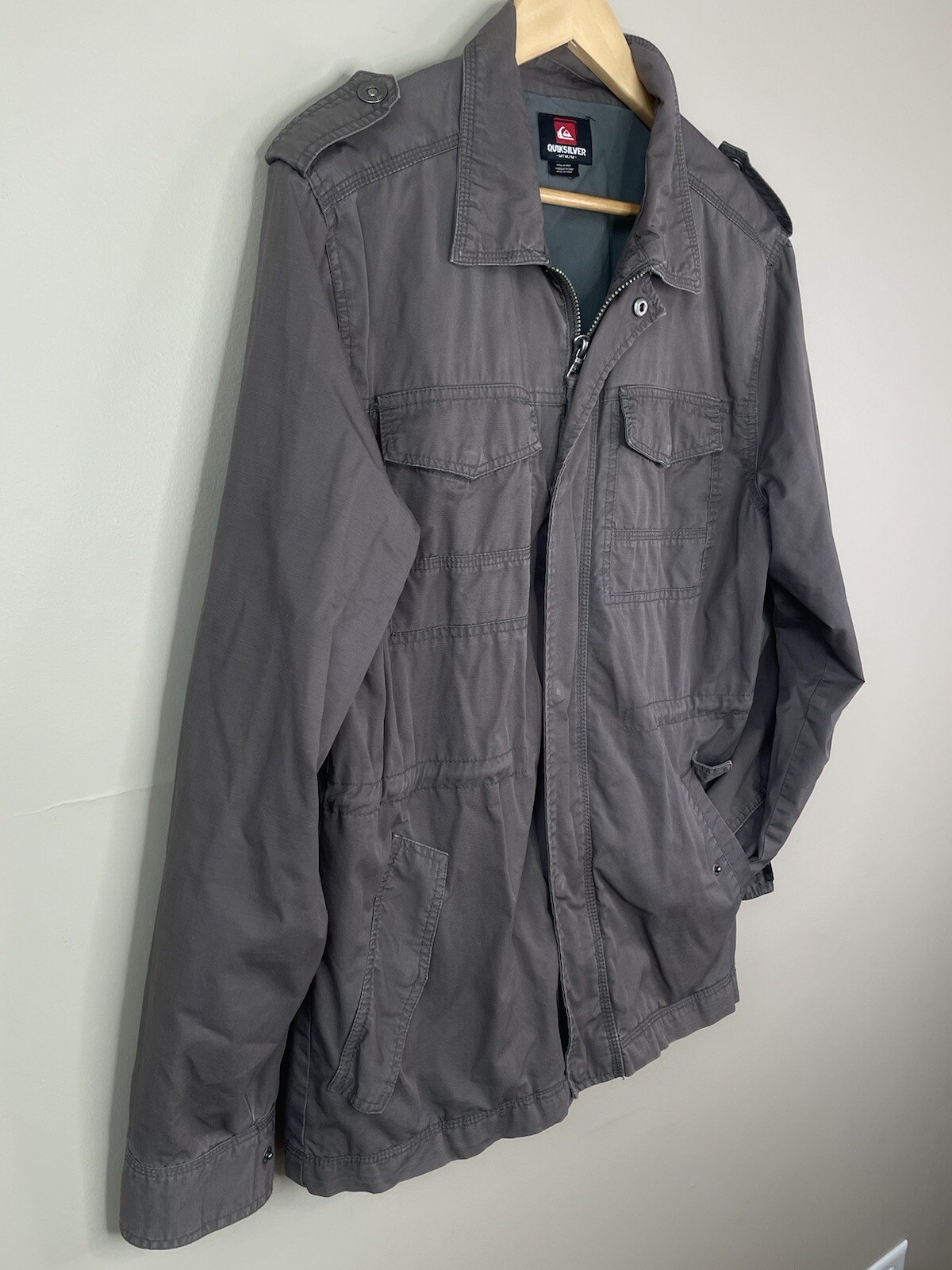 QUICK SILVER Size MEDIUM Field Jacket Gray Full Z… - image 3