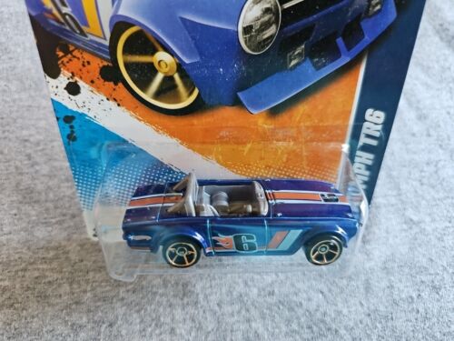2010 Hot Wheels TRIUMPH TR6 Blue 131/240 GREAT CARD Faster Than Ever - Picture 3 of 4
