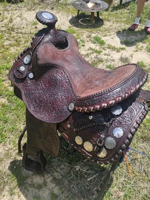 Circle Y Equitation/Show Saddle 16.5" - Image 1 of 4