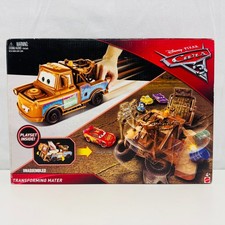 Disney Pixar Cars - TRANSFORMING MATER PLAYSET 2017 - 1:55 Scale