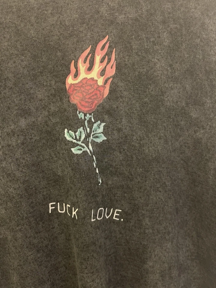 Camiseta R13 Foto 4 de 4