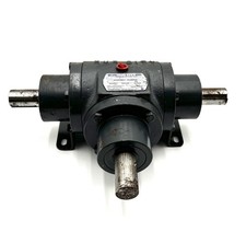 Hub City 0220-00551-011 Model 11 1.8/1 Ratio Bevel Gear Reducer