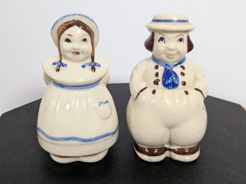 Vintage Shawnee Pottery "Dutch Boy & Girl" large salt and pepper shakers in blue