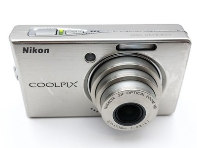 Nikon COOLPIX S510 Silver 8.1 MP 3x Zoom Compact Digital Camera w