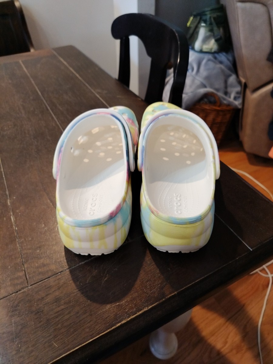 Crocs Platform Classic Tie Dye Graphic Comfort Clog Chunky Women's