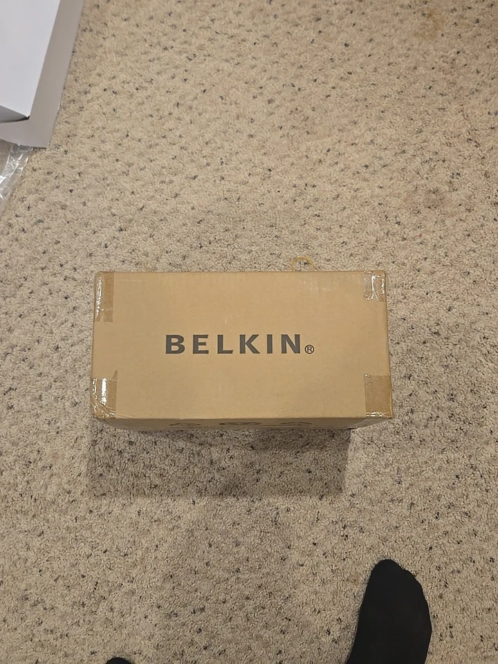 NEW Belkin WaveRest Gel Mouse Pad, Black F8E262-BLK. NIP 6 Pack Im Box Sealed - Image 2 of 4