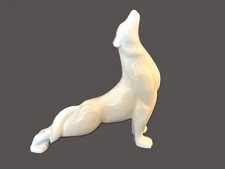 Royal HAEGER Pottery Howling Wolf Statue Vintage Deco Style 14 x 13